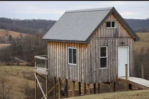 Nickel Valley View Cabin - Image 2