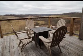 Nickel Valley View Cabin - Image 2