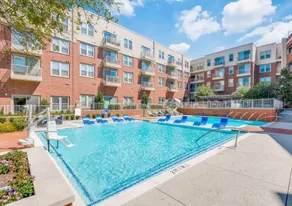 First Floor 2BR | Pool View Universal Kids 5 mins - Image 4