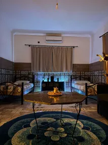 Villa Palm Desert- your Private Stay with AC, Fast WiFi & Parking - Image 2