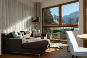 Cozy retreat near to Rocks Resort and Lift Station - Image 2