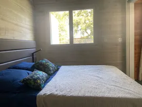 Peaceful apartment with garden - Image 3