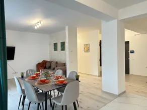FLH - Luxury Apartment 4 - Image 2