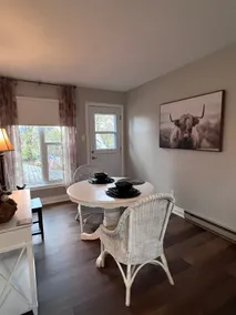 Treetop apartment - Image 5