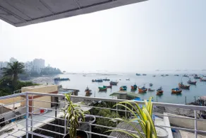 Sea facing - Minimalist apartment - Image 4