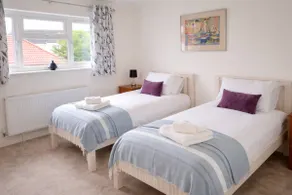 beautifully renovated detached home in Keynsham - Image 3