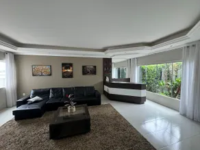 Space, comfort and location! - Image 3