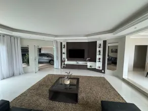 Space, comfort and location! - Image 2