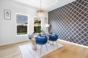 New LUX Modern 3BR Home|Heated Pool/Spa &Mini-Golf - Image 4