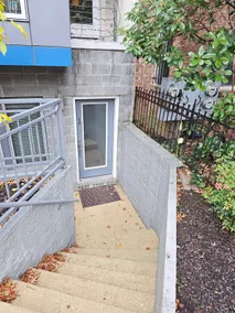 Chic 2 bedroom condo around U Street corridor - Image 3