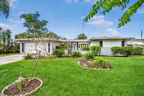 3br with Pool Near Golf, Beaches & more - Image 5