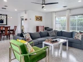 3br with Pool Near Golf, Beaches & more - Image 2