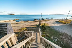 Oceanside Cottage with Private Beach - Image 3