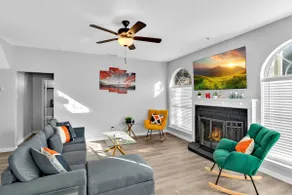 Newly remodeled 5BR w/pool 15 min to DFW airport• - Image 5