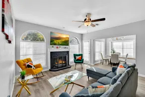 Newly remodeled 5BR w/pool 15 min to DFW airport• - Image 3
