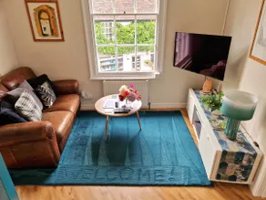West Street Views #2: Town centre | Home office - Image 4