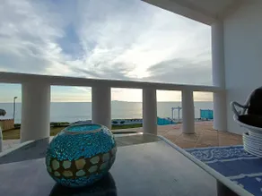 Oceanview apartment (no children under 12) - Image 3