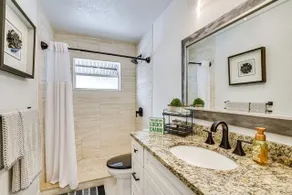 Punta Gorda Bungalow - Image 4