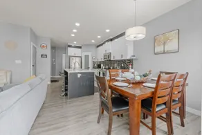 Huge House/Sleeps 8/2 King Beds/2.5 Bath/1 Car Grg - Image 5