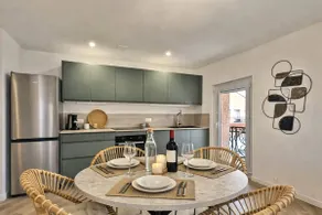 Whirlpool, A/C & Free Parking • Au Petit Raho - Image 5