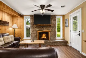 Poppy’s Outpost • Hot Tub • Fire Pit • Family Fun - Image 3