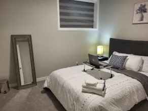 Cozy New Fully Furnished Suite - Image 2