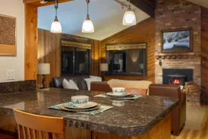 Mtn Cabin-Hot Tub-Fire Pit-Extra Suite-Sleeps 10! - Image 3