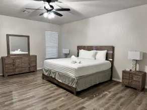 Spacious Home w/ EV Charger Perfect for Families - Image 2