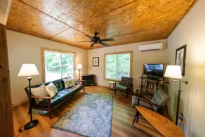 Kim's Retreat: 3BR w/Hot Tub - Image 3