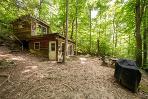 Peregrine Cabin -Off the Grid- in the woods - Image 2