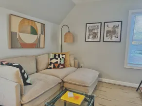Surf Loft: Near Downtown Niantic & Beaches - Image 2