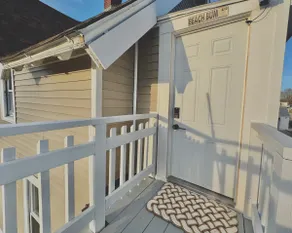Surf Loft: Near Downtown Niantic & Beaches - Image 5