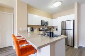 Charming Home-3Mi to Disney-Free Parking + Pool - Image 5