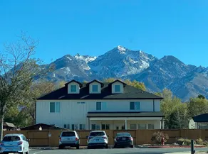 Brand new! 25m from ski! Close Mountain View! - Image 2