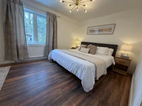 Lakefront Retreat | 5BR | Games Room + Beach - Image 4