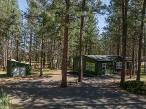 2 Acres 2 Homes Lake Front! - Image 4