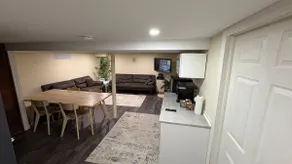 South Windsor Spacious Basement + Pool - Image 3