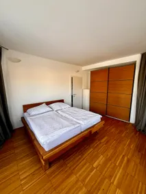 Design Apartment • Kingsize-Bett • Parkplatz - Image 4