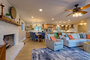 Lakeside Therapy By Chatuge Home Concierge - Image 2
