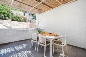 Villa Maris – Hvar’s Elegant Historic Townhouse - Image 5