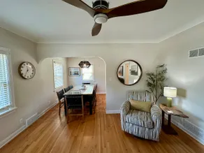 Pierce:Well Appointed Group Home w/ Kings & Queens - Image 3