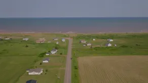Donna’s Beach Cottage - Image 4