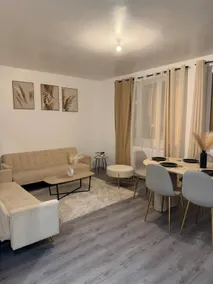 Modern apartment 5 min from Chartres Free parking - Image 5
