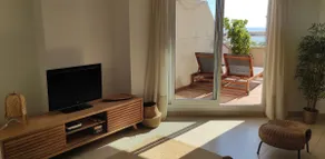 On the beach, with a large oceanfront terrace - Image 2