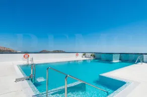 Panoramic views and pool, gym, parking REMS - Image 4