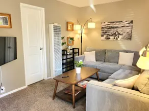 Boise Basecamp Clean, Quiet + Fenced Yard for Pets - Image 3
