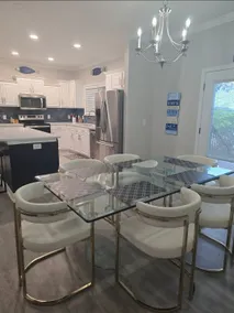Beautiful Riverfront House near Marine Air station - Image 5