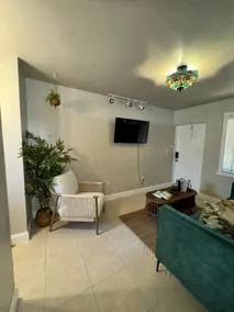 Amazing 1/1, GREAT Location! - Image 5