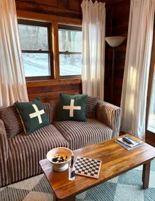 Mountain 3BR Cabin | 5 mins to WCU | Coffee + Nook - Image 5