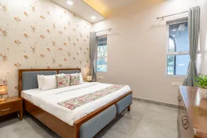 Lush 2BHK Farm Retreat w/ Pool & Garden - Image 3